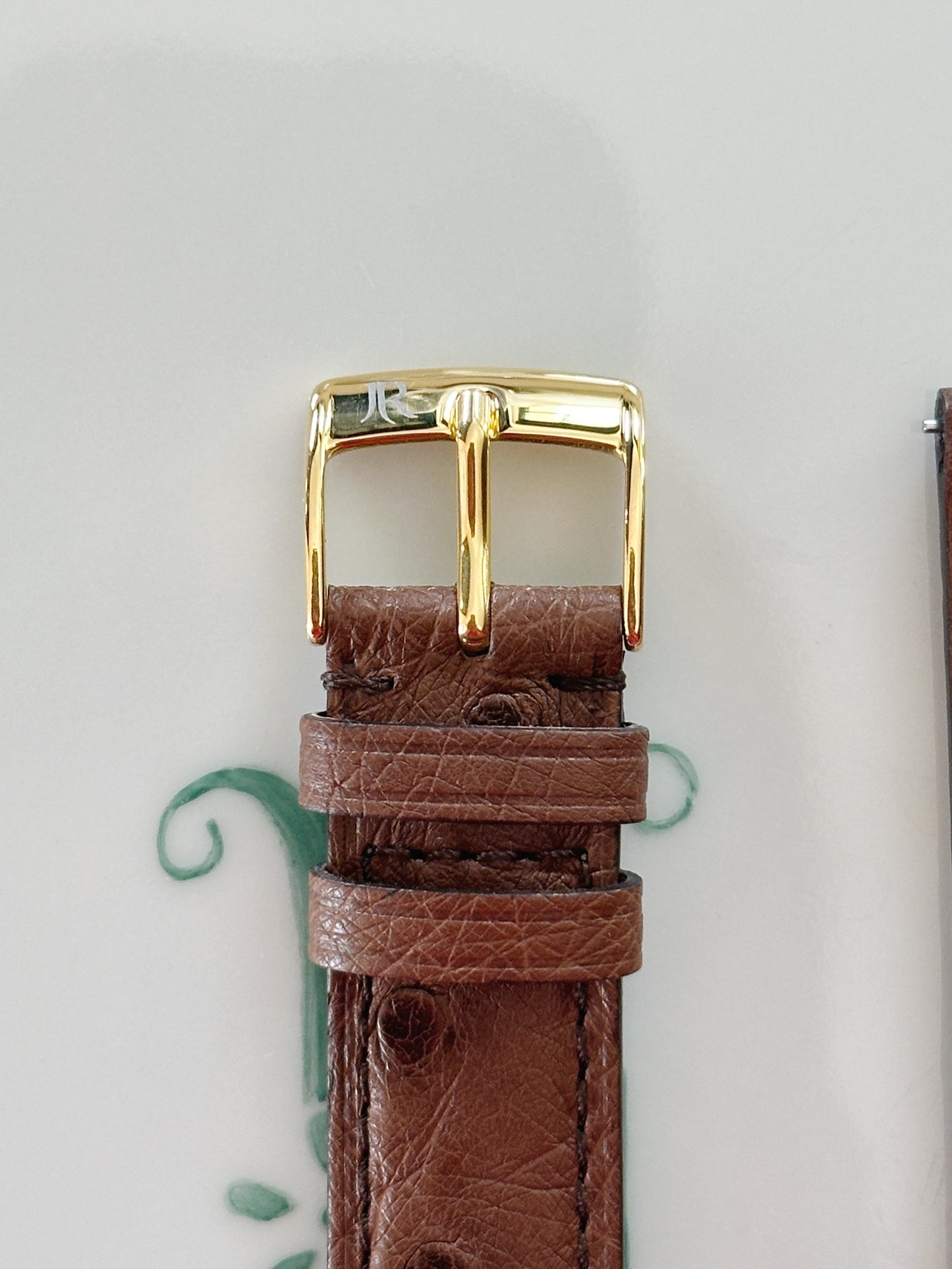 Bracelet de montre Neville Watches X Jean Rousseau – Cuir d'autruche embossé, fait main en France