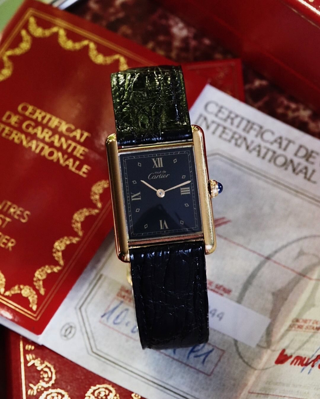 Cartier Must Tank 590005 vermeil and black dial