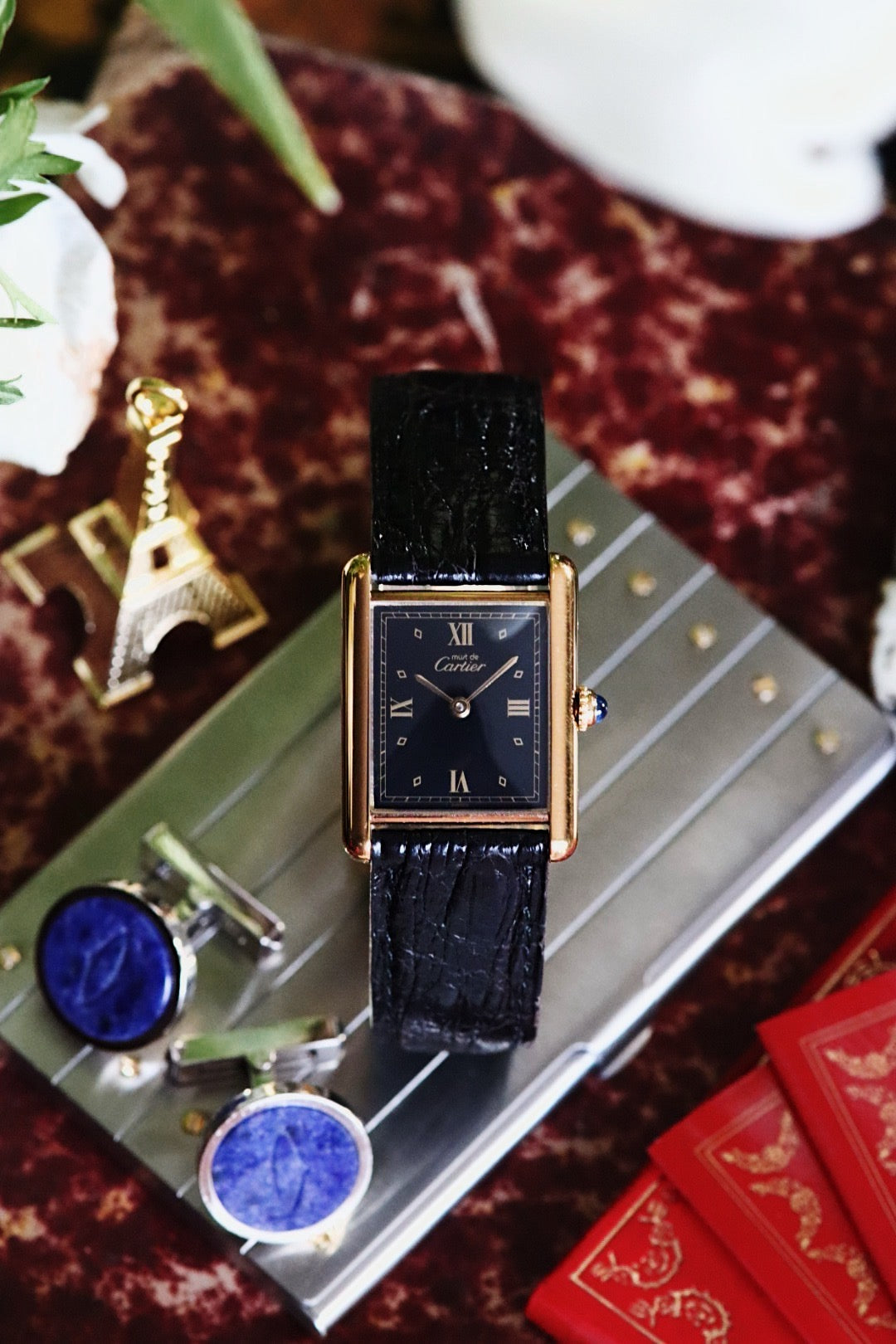 Cartier Must Tank 590005 vermeil and black dial
