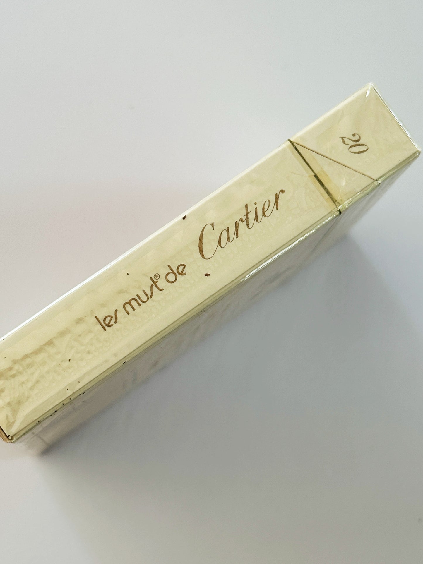 Cigarettes Les Must de Cartier sous blister – Objet de collection