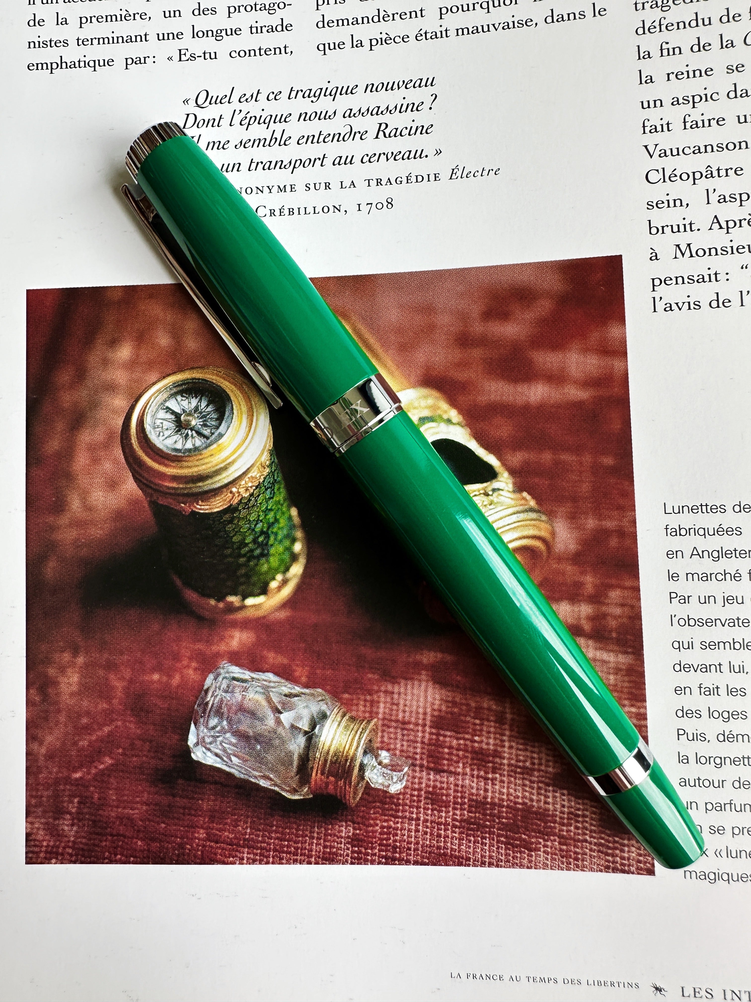 Lamy Safari Green / Chrome Plated Vulpennen | Pen Shop Nijmegen Lamy Safari Green / Chrome Plated Vulpennen | Pen Shop Nijmegen