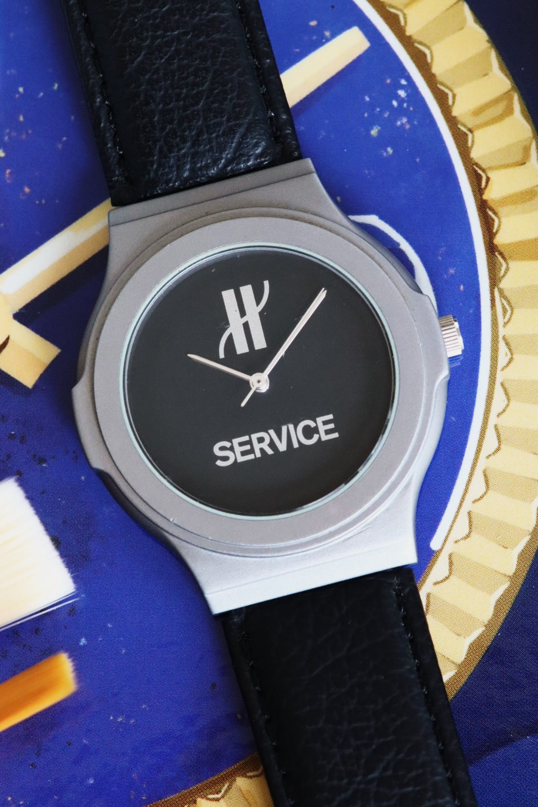 Hublot de Service "Not For Sale"