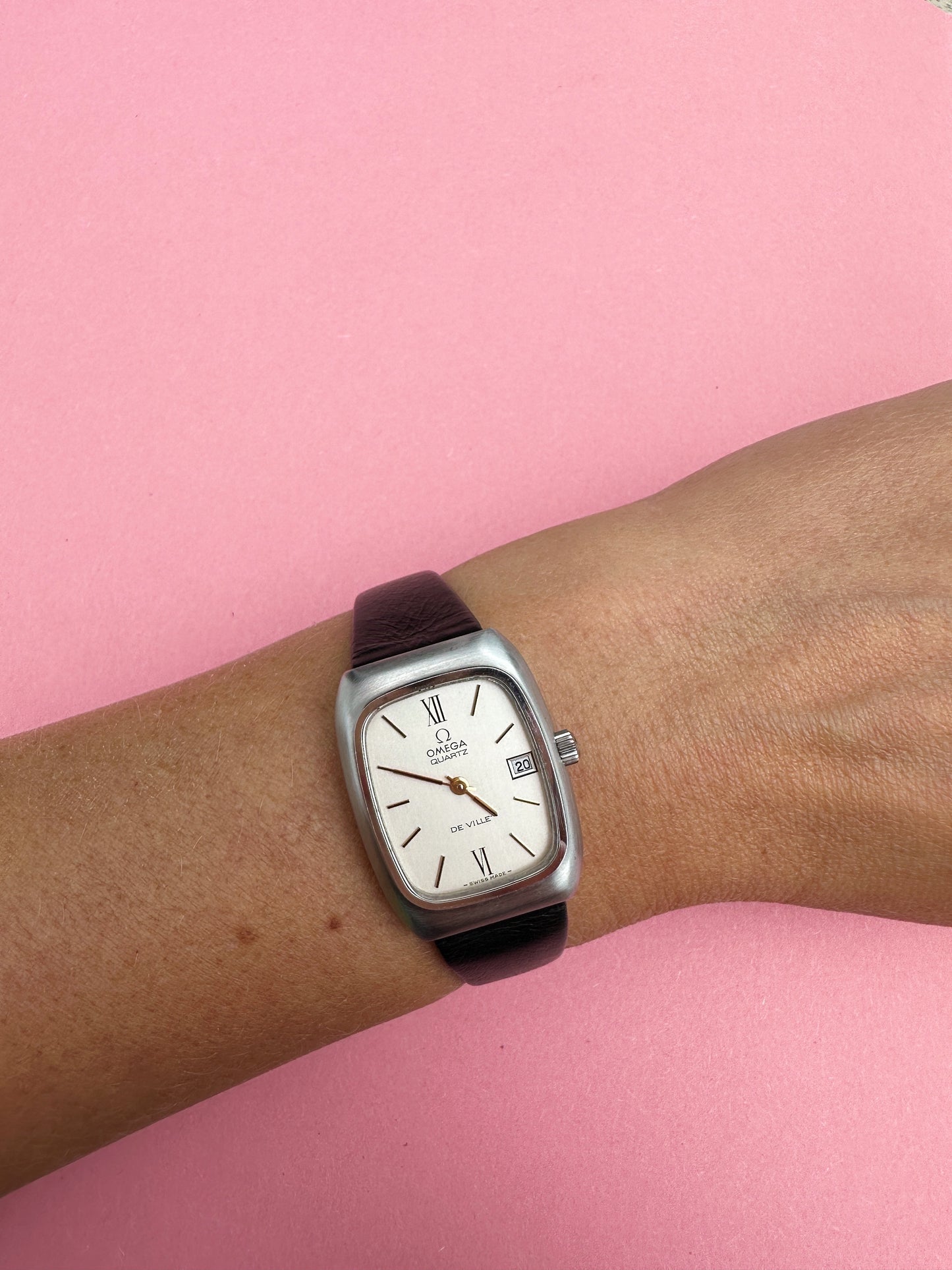 Omega de Ville pour femmes 5920001
