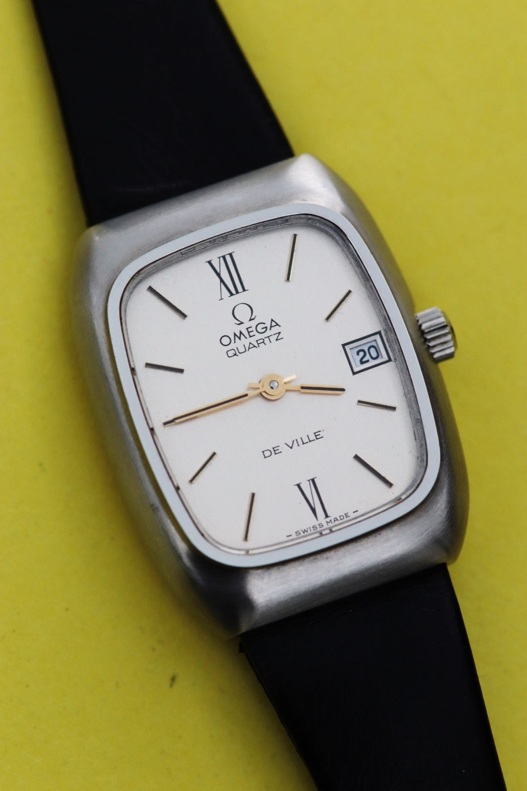 Omega de Ville pour femmes 5920001