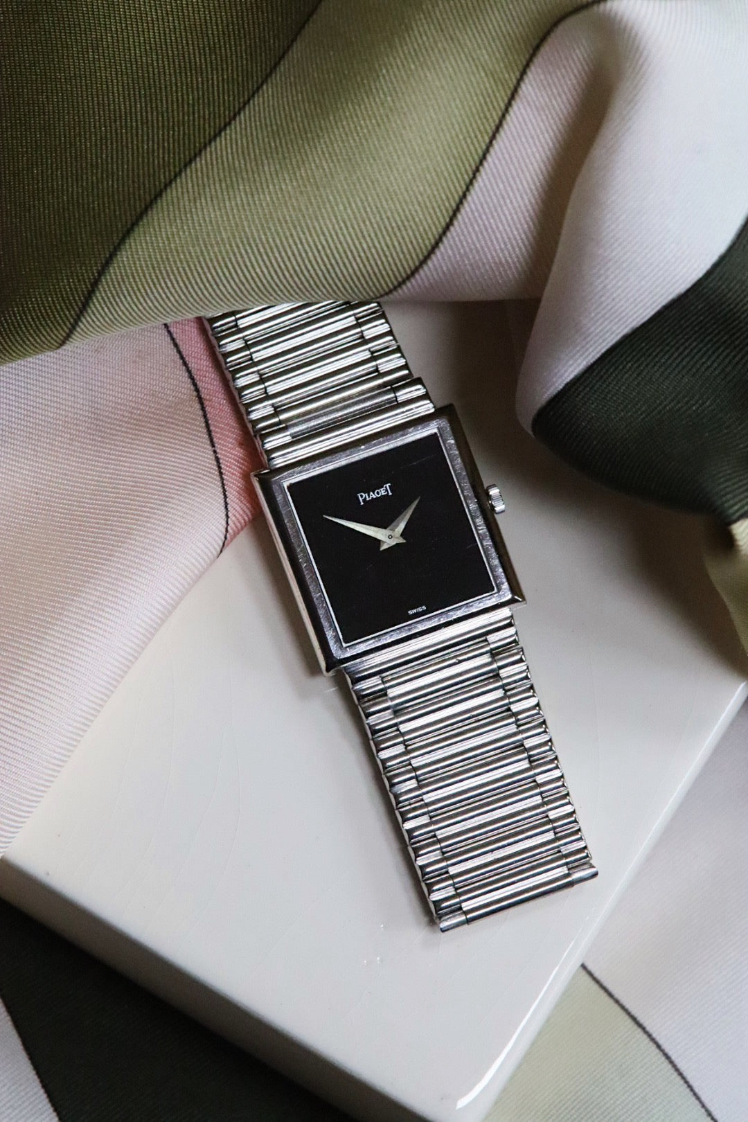 Piaget in 18k white gold, cal 9P, vintage watch