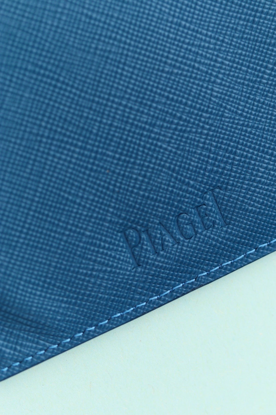 Porte cartes Piaget en cuir