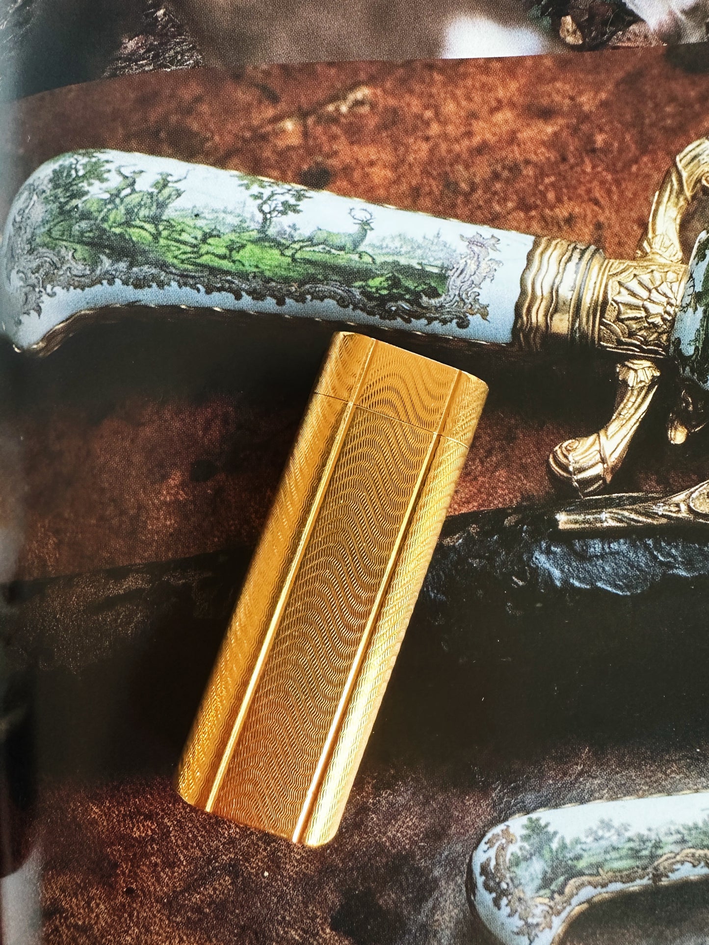 Vintage Cartier gold-plated lighter – Zigzag engraving – Perfect working condition