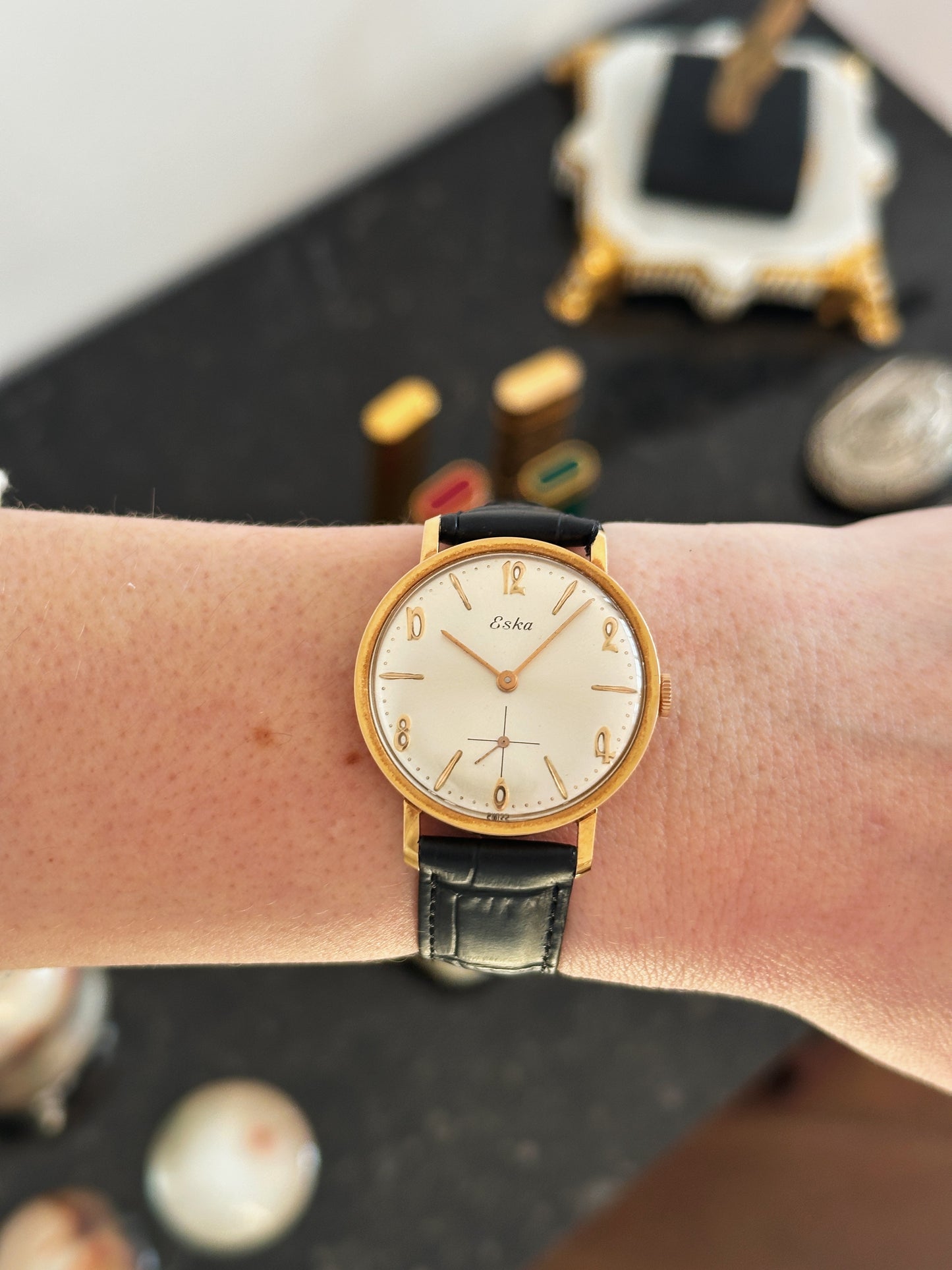 Eska Vintage – Montre plaquée or 20 microns à cadran nacré