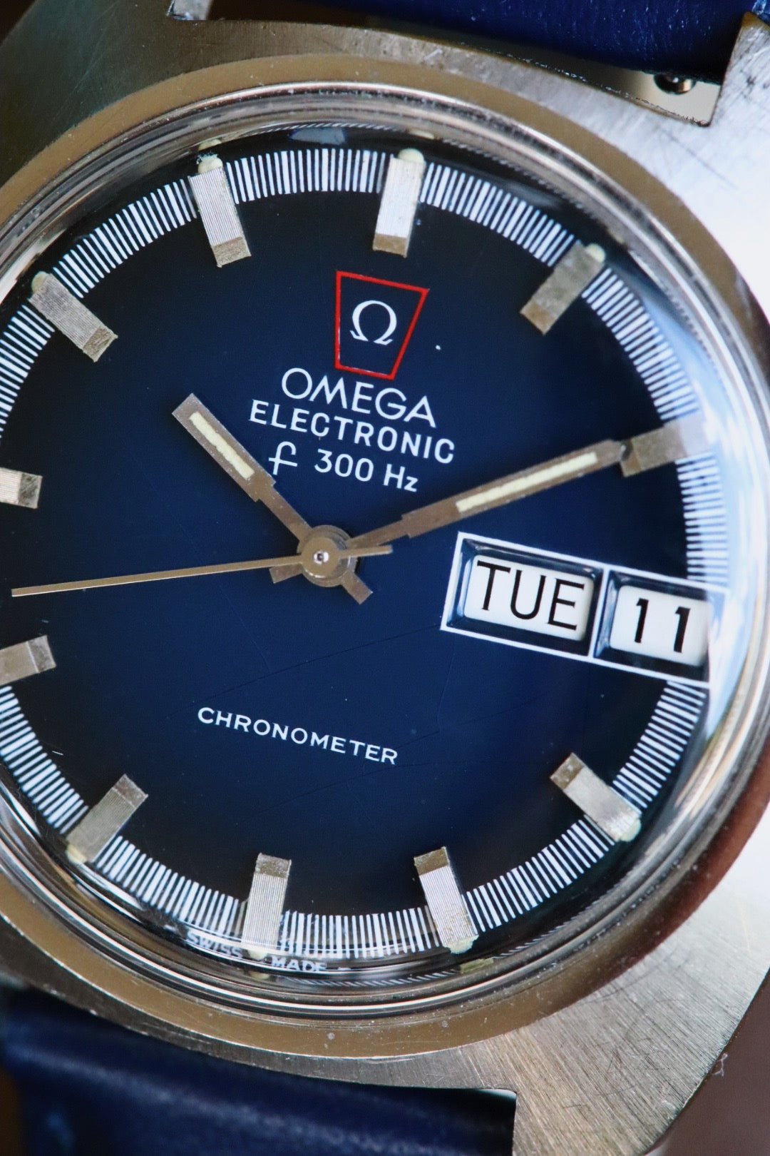 Montre Omega Electronic F300 HZ Chronometer Bleue vintage
