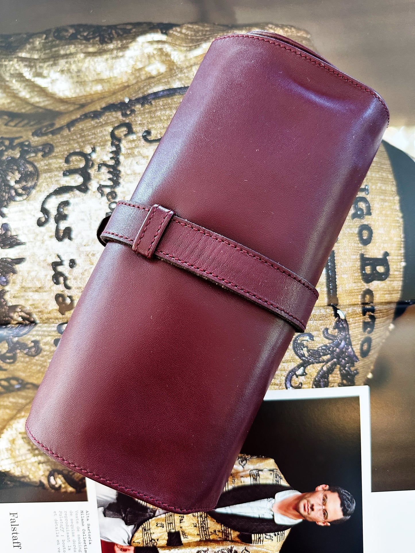 Étui ou marmotte à montres Cartier vintage en cuir bordeaux