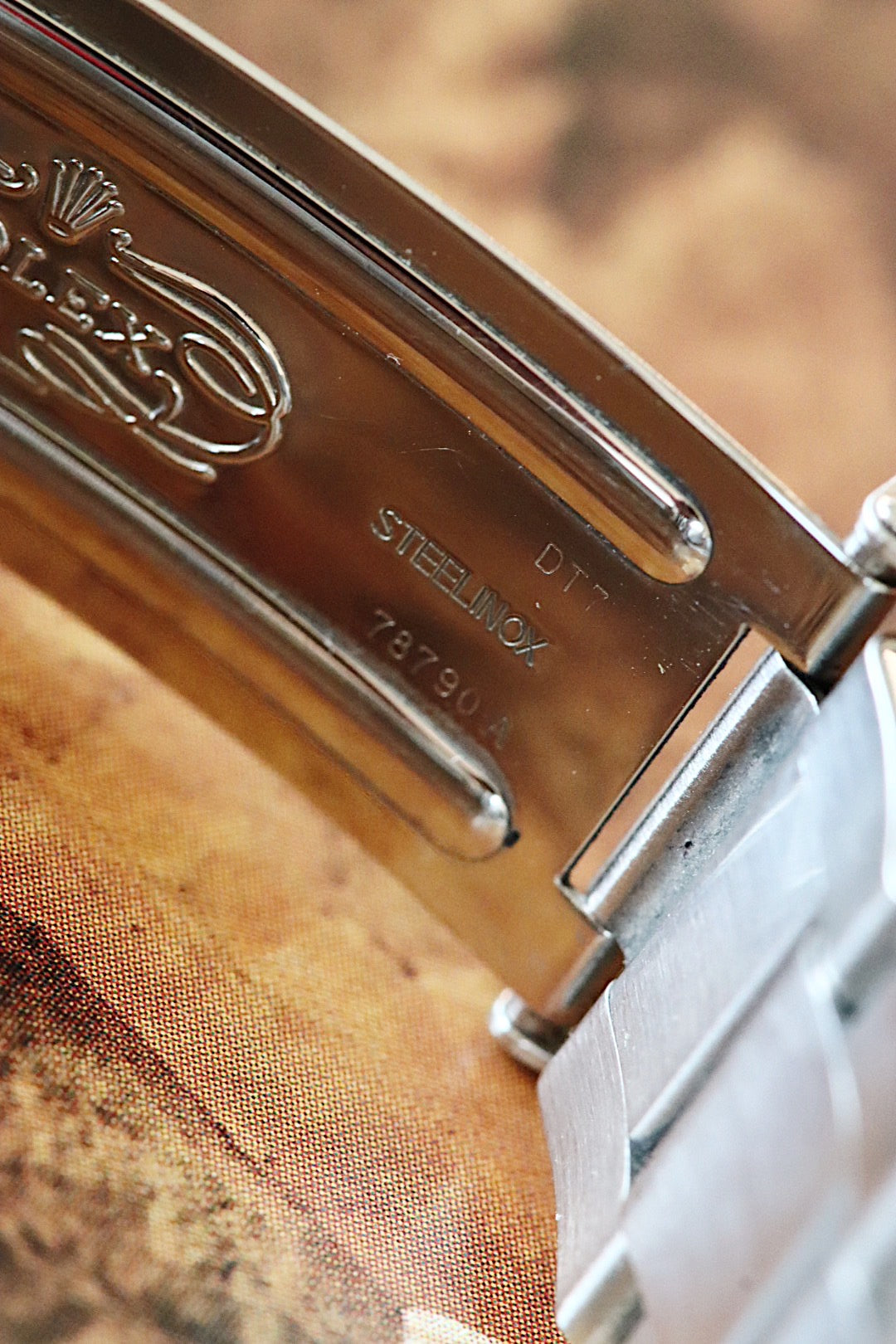 Rolex GMT-Master II 16710 “Coke” red and black, full set