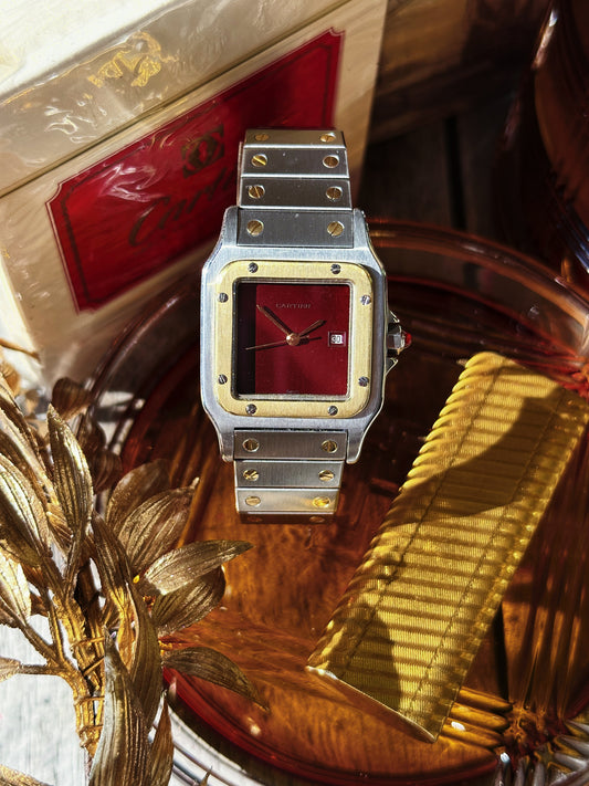Cartier Santos Carrée 2961 – Cadran laqué rouge Burgundy spider