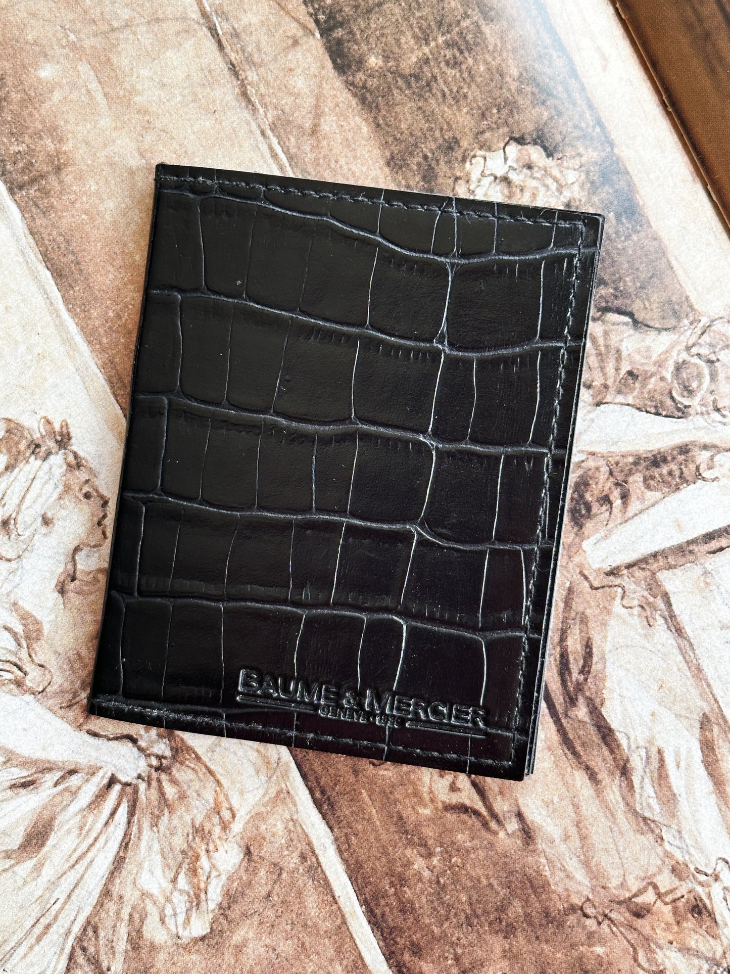 Porte-cartes Baume & Mercier Genève en cuir noir façon crocodile – Neuf