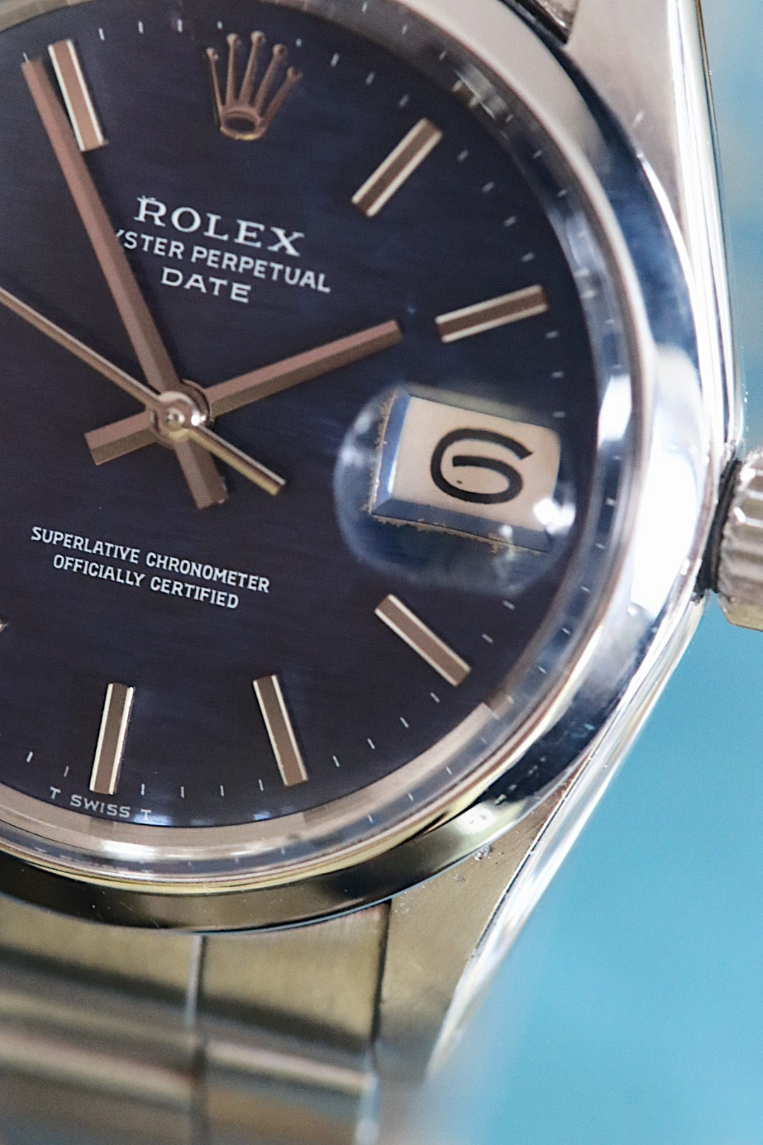 Rolex Oyster Perpetual Date Réf. 1500 – Cadran Bleu Mosaïque - Année 1972