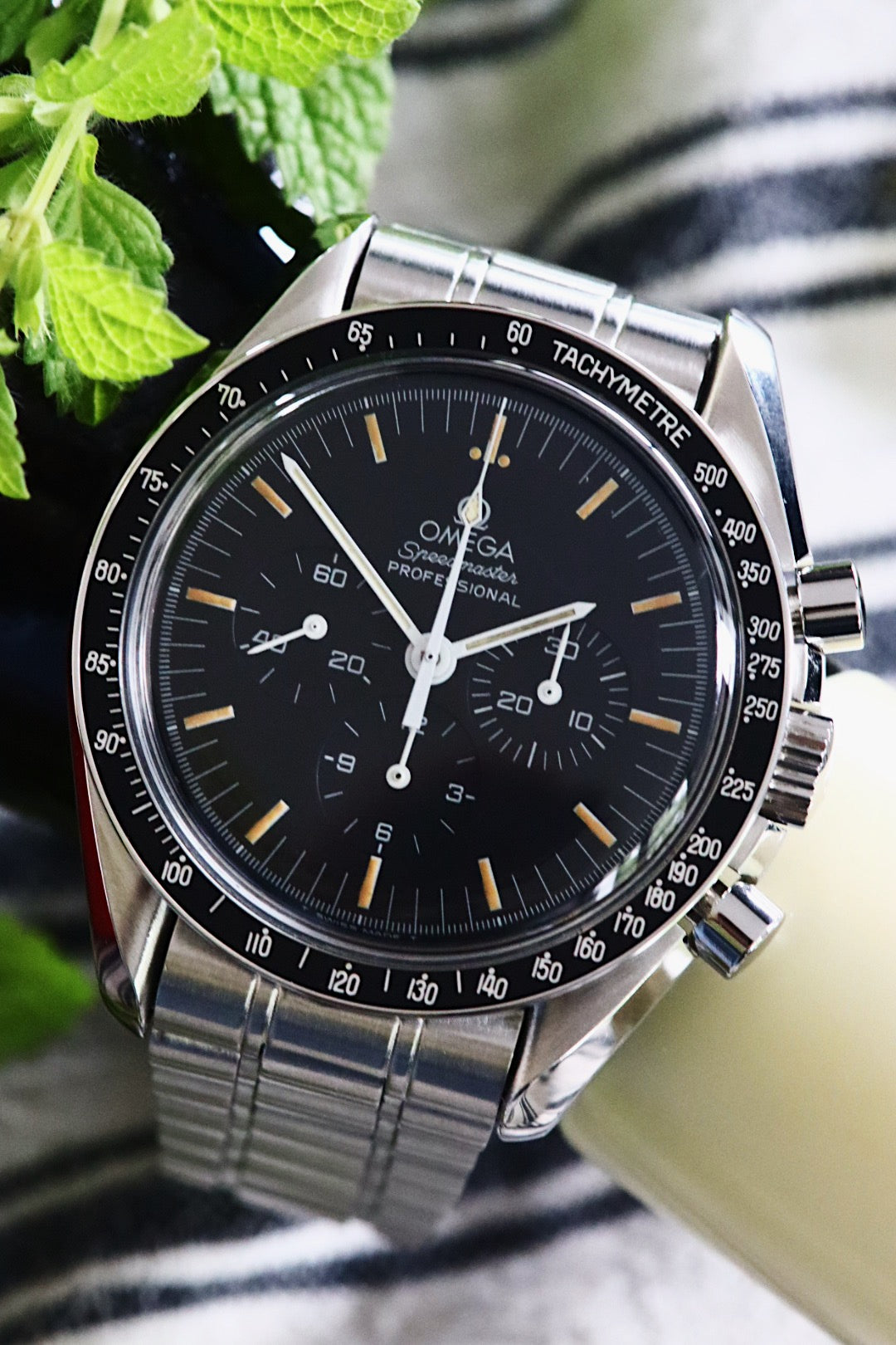 Omega Speedmaster Professional 3590.50 tritium