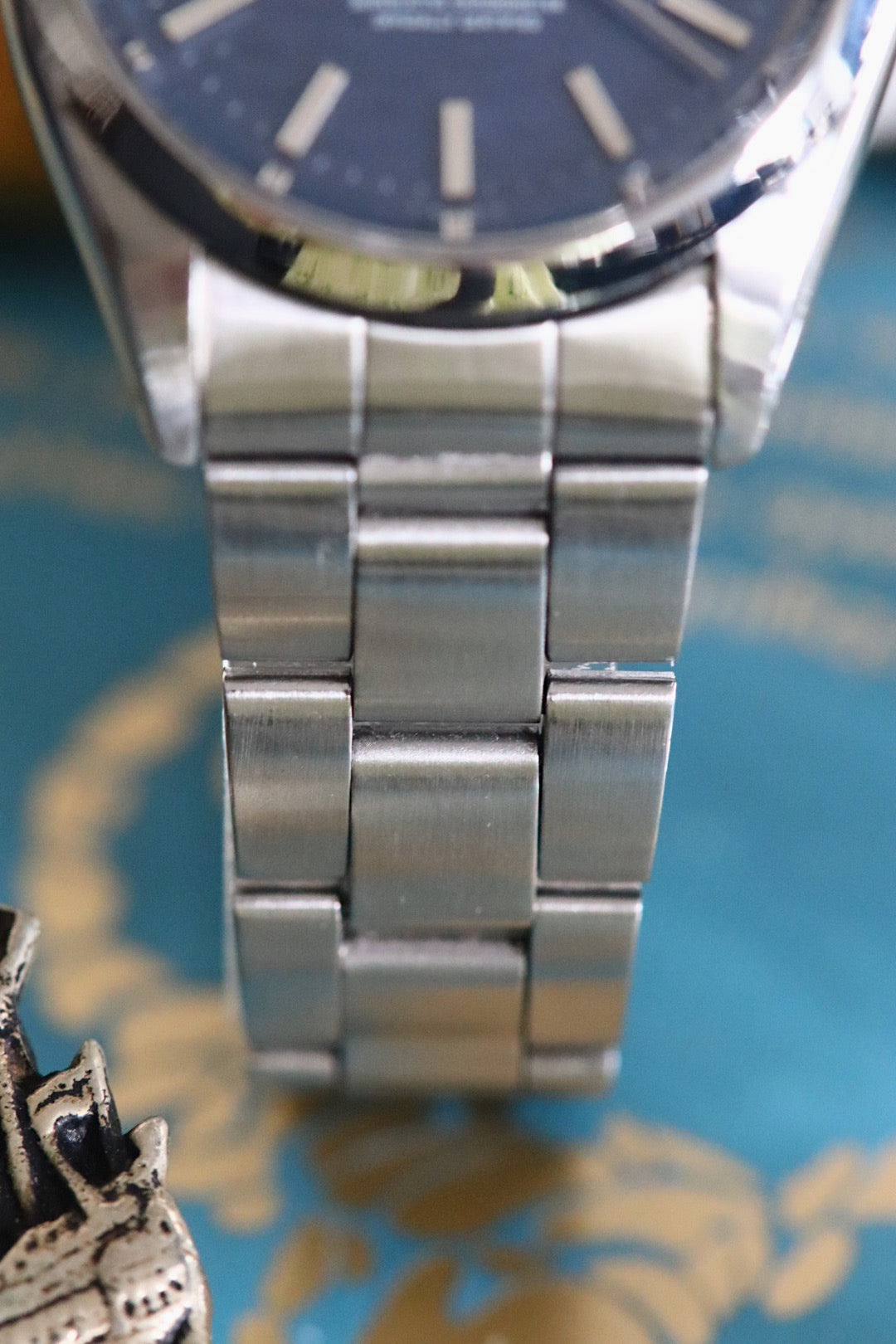 Rolex Oyster Perpetual Date Réf. 1500 – Cadran Bleu Mosaïque - Année 1972