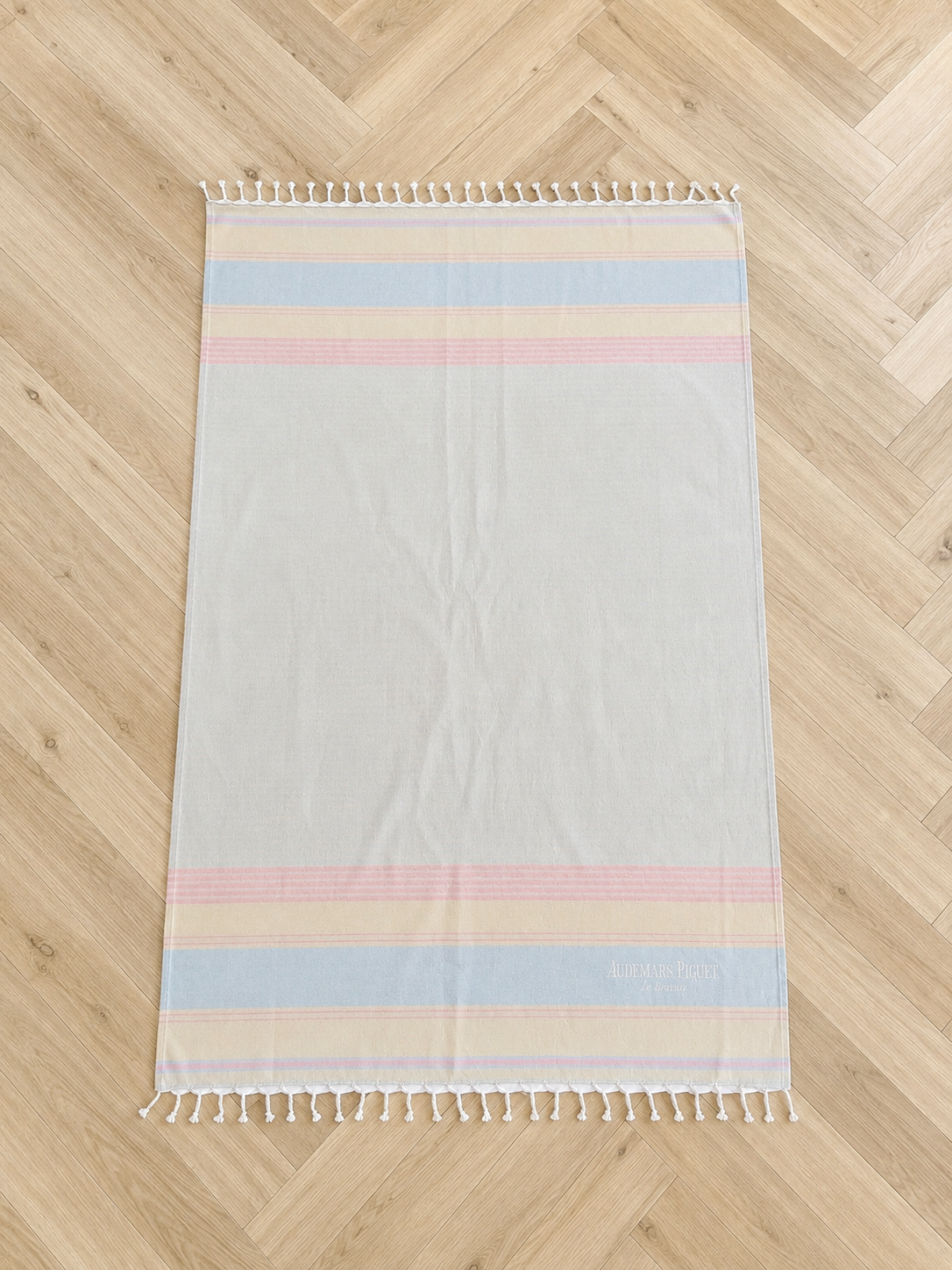 Serviette de plage Audemars Piguet  – Drap de plage de luxe à rayures