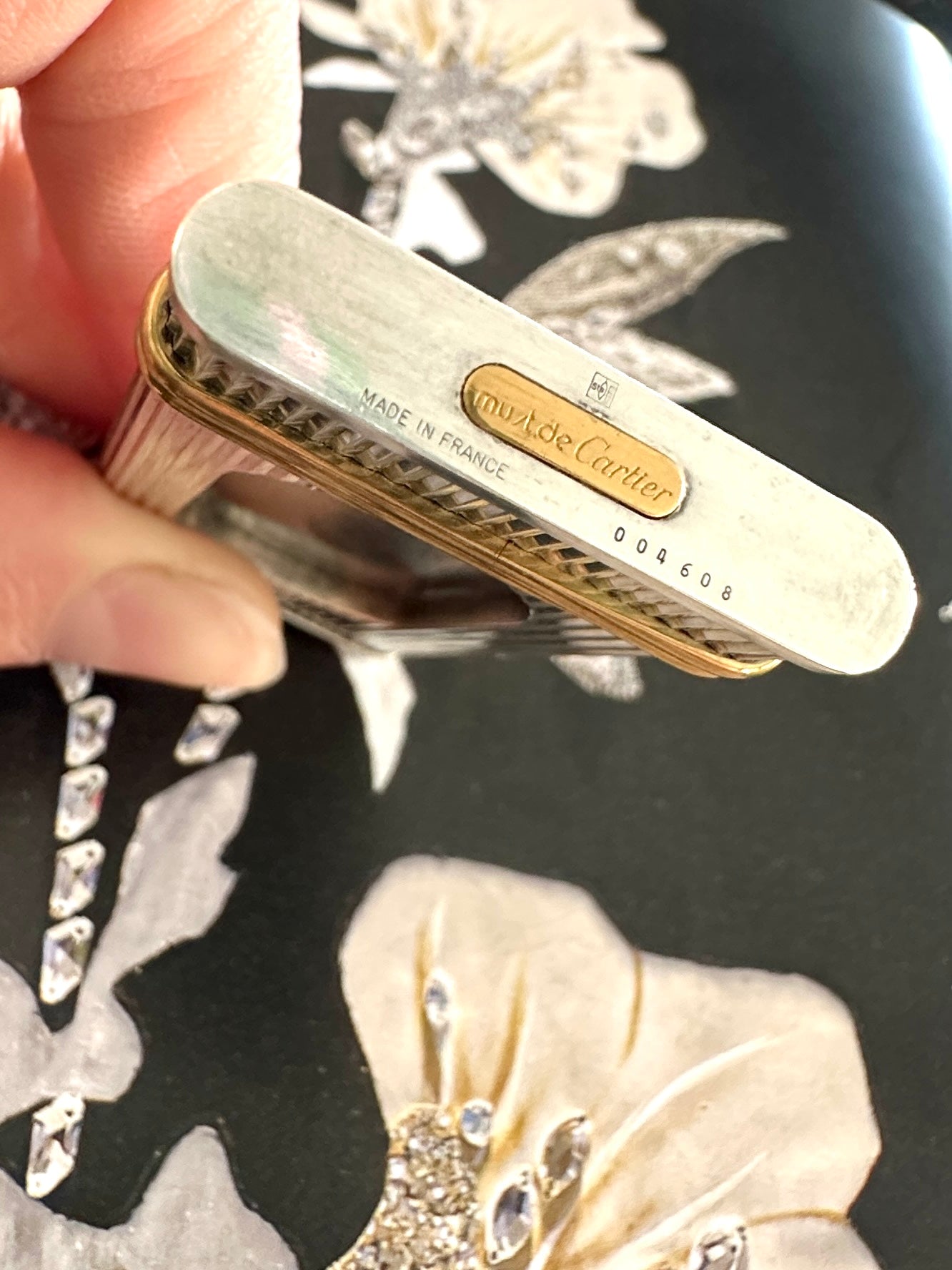 Must de Cartier Guillotine Cigar Cutter – Silver and Gold