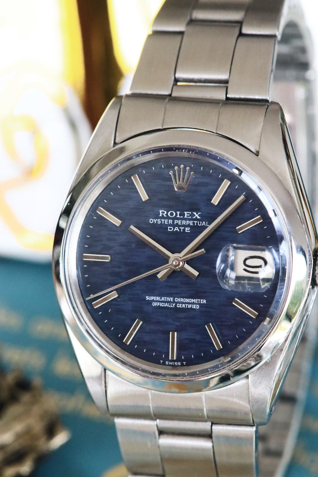 Rolex Oyster Perpetual Date Réf. 1500 – Cadran Bleu Mosaïque - Année 1972