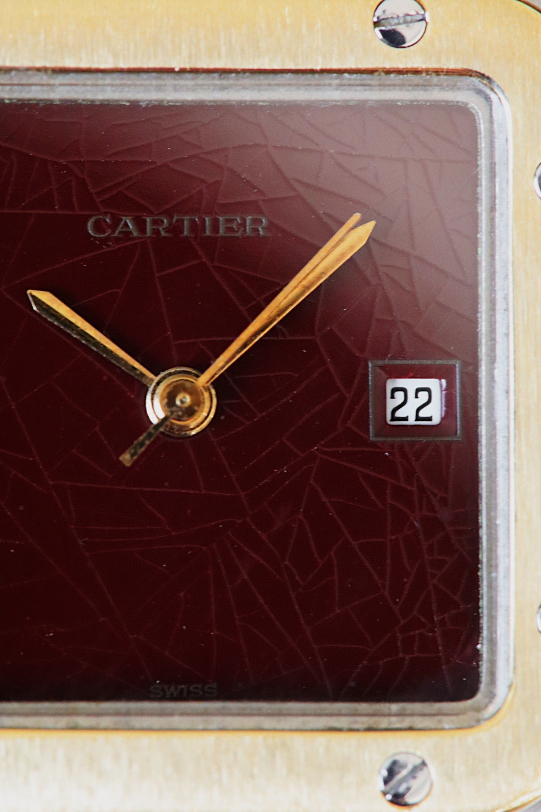 Cartier Santos Carrée 2961 – Cadran laqué rouge Burgundy spider