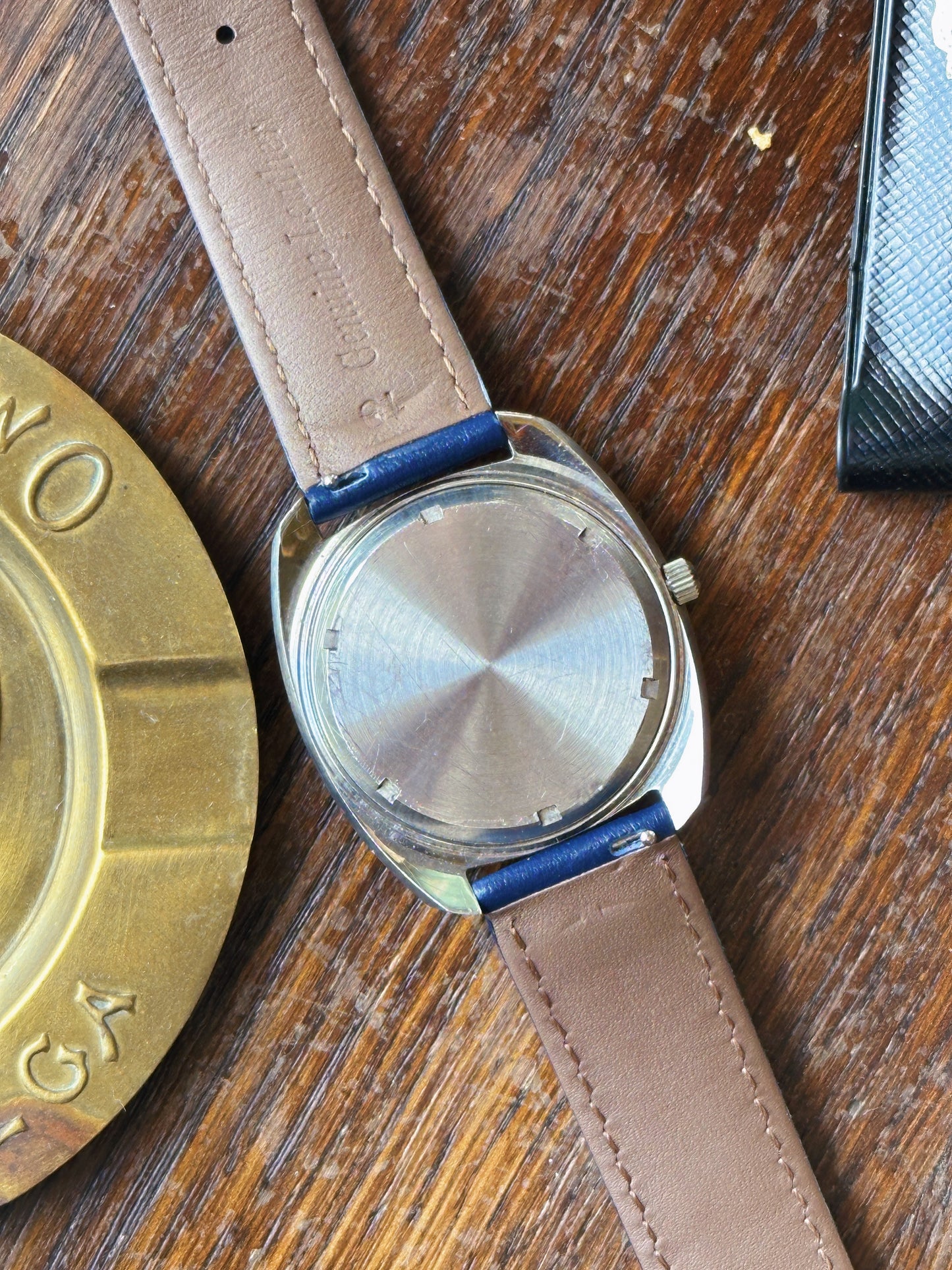 Montre Omega Electronic F300 HZ Chronometer Bleue vintage