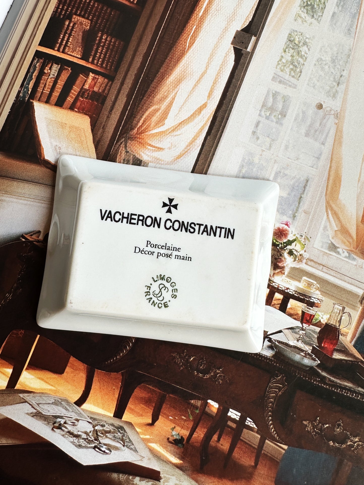 Lot de 4 cendriers Vacheron Constantin en porcelaine de Limoges – Neufs avec boîte d'origine