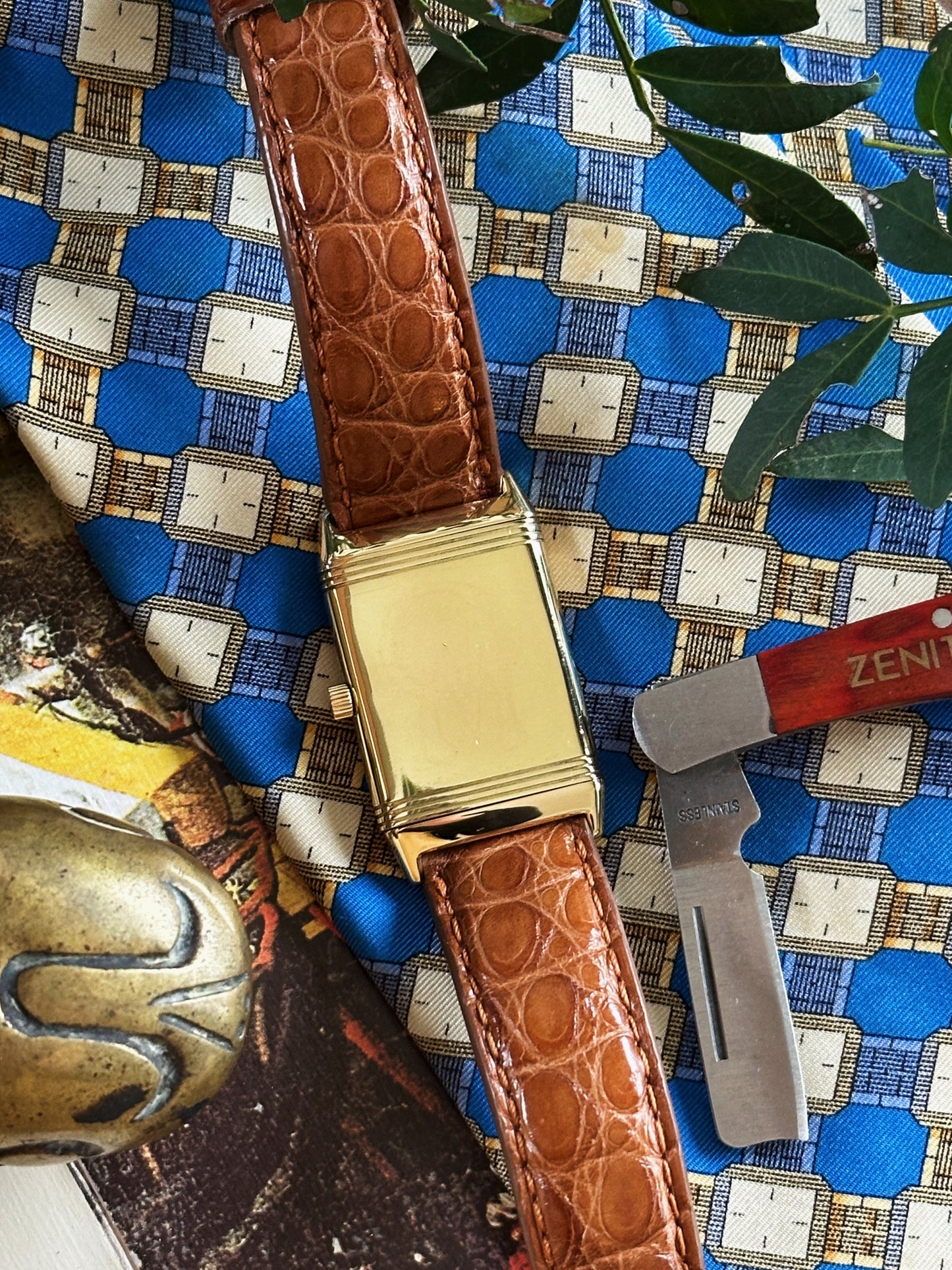 Jaeger-LeCoultre Reverso 250.1.86 or jaune 18K