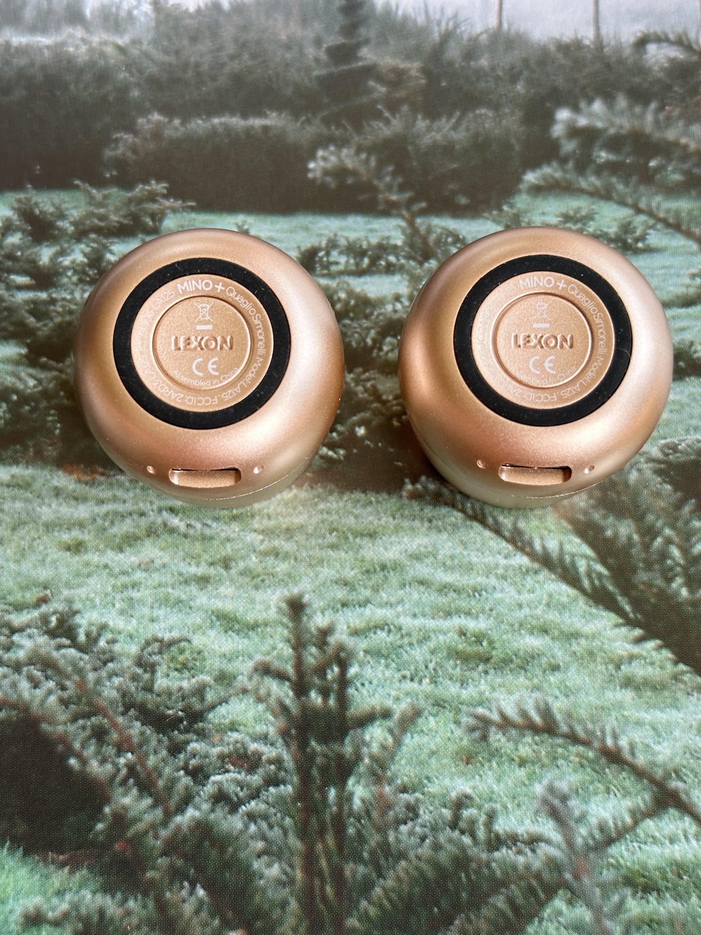 Enceintes Bluetooth Audemars Piguet x Lexon Twin Mino+ doré rose – Neuves avec boîtes