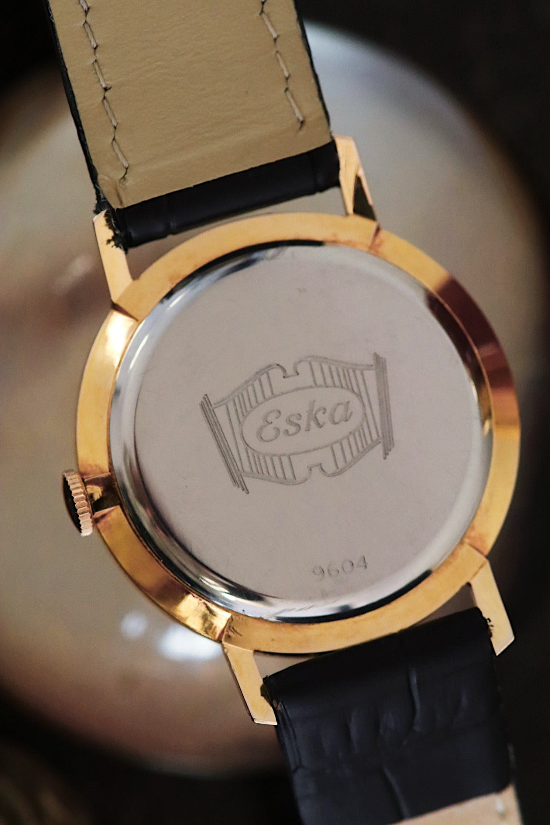 Eska Vintage – Montre plaquée or 20 microns à cadran nacré