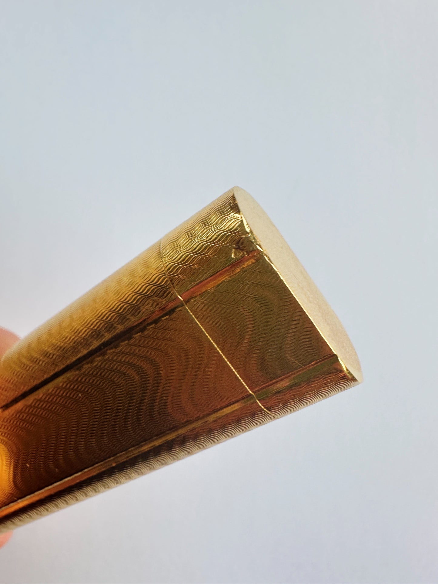 Vintage Cartier gold-plated lighter – Zigzag engraving – Perfect working condition