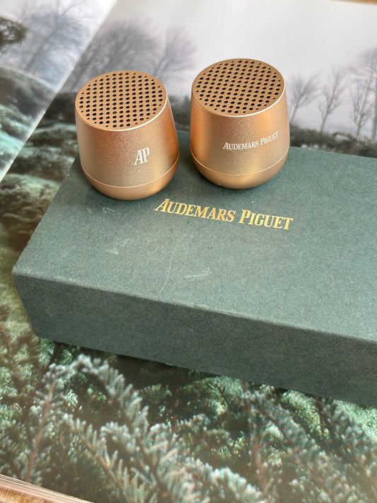Enceintes Bluetooth Audemars Piguet x Lexon Twin Mino+ doré rose – Neuves avec boîtes