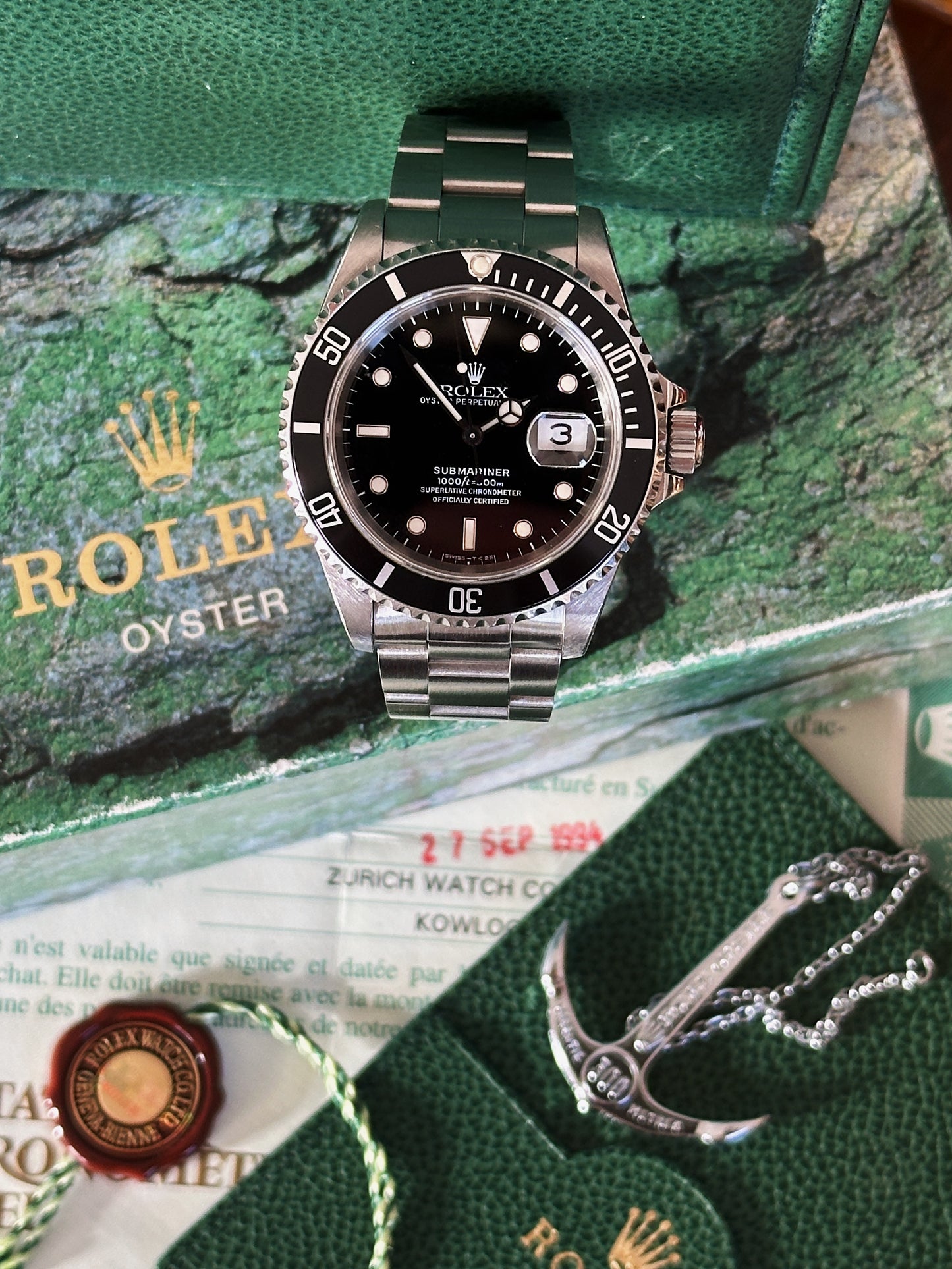 Rolex Submariner 16610 de 1994 avec boîte et papiers