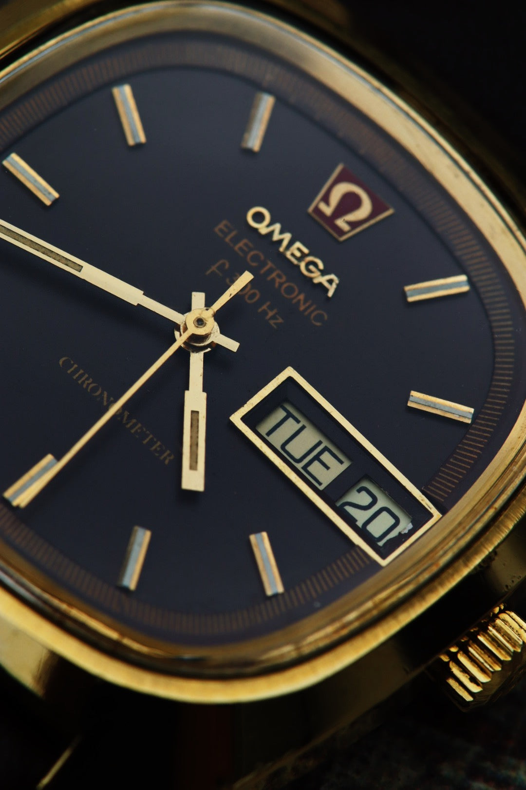 Omega Constellation Electronic F300 HZ mrnevillewatches