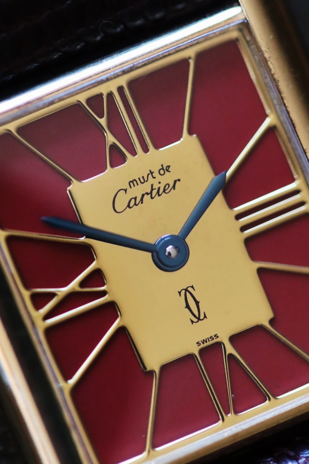 Tank Must de Cartier vermeil cadran Cloisonné rouge Vintage
