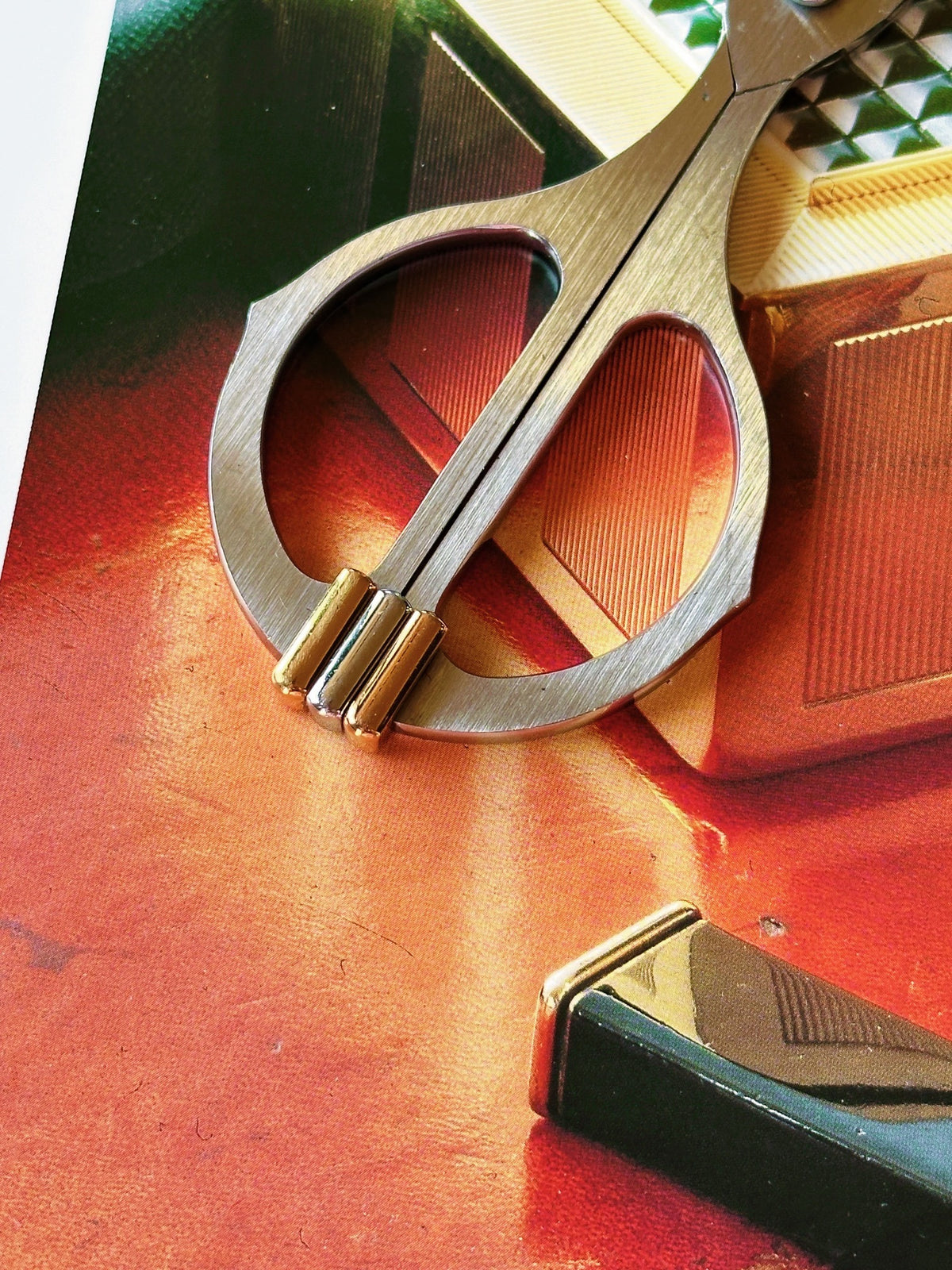 Coupe-cigare Cartier Trinity – Ciseaux trois ors – Boîte & sac Cartier