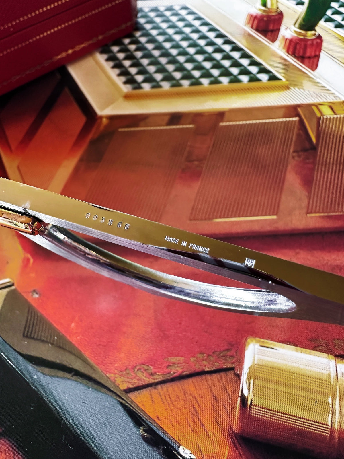 Coupe-cigare Cartier Trinity – Ciseaux trois ors – Boîte & sac Cartier