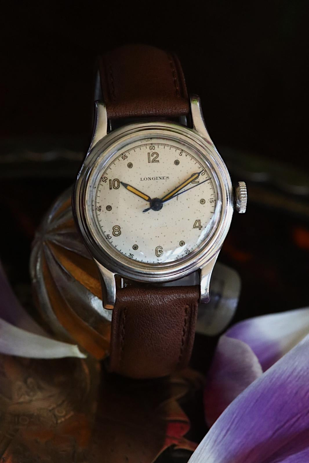 Longines vintage militaire vers 1948 — Cadran crème et aiguilles à patine orange « pumpkin »