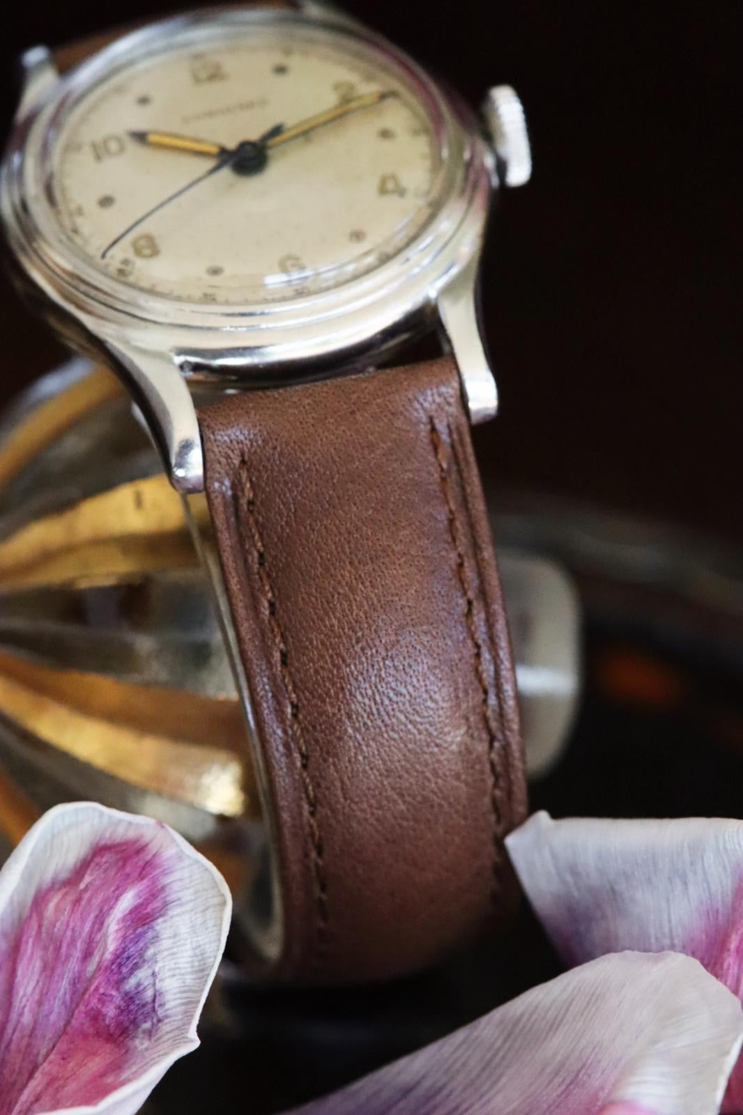 Longines vintage militaire vers 1948 — Cadran crème et aiguilles à patine orange « pumpkin »