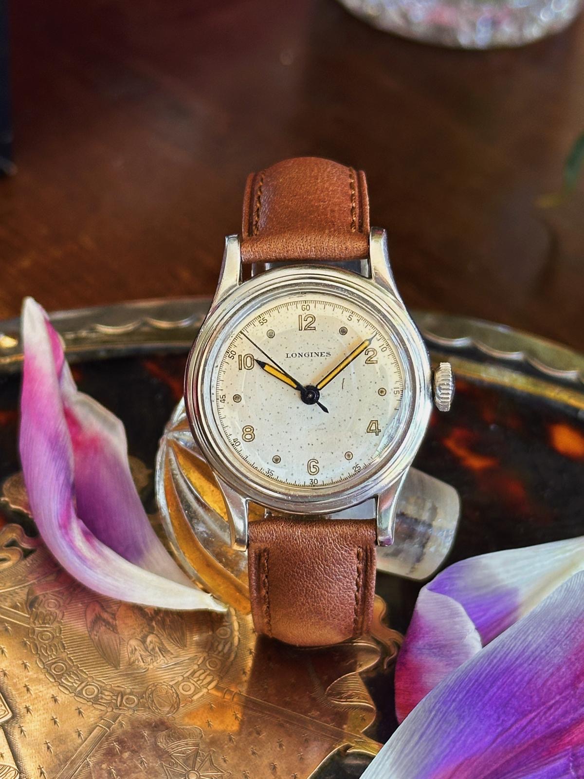Longines vintage militaire vers 1948 — Cadran crème et aiguilles à patine orange « pumpkin »