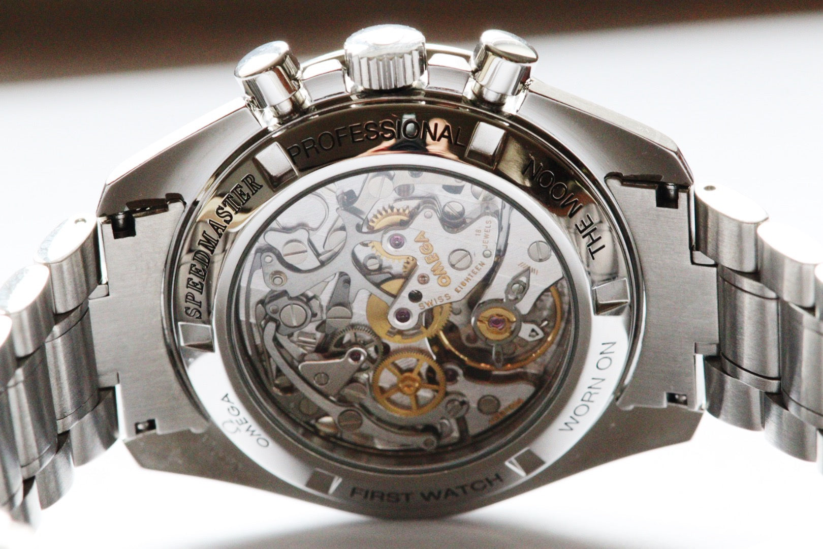 Omega moonwatch glass outlet back